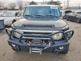 Toyota Fj cruiser 4.0* BASE* 4X4* РЕАЛНИ КМ! , снимка 4
