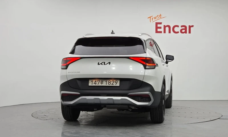 Kia Sportage Diesel 2.0 2Wd, снимка 4 - Автомобили и джипове - 51428984