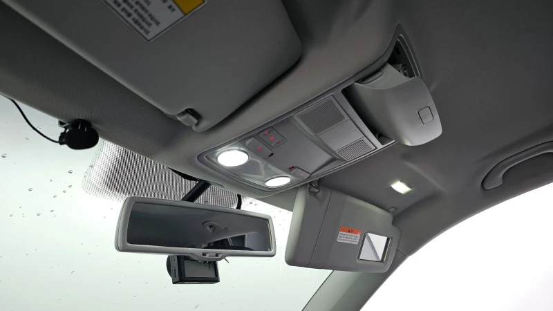 VW Tiguan 2.0TDI COMFORT autogeorge.com, снимка 16 - Автомобили и джипове - 51937250