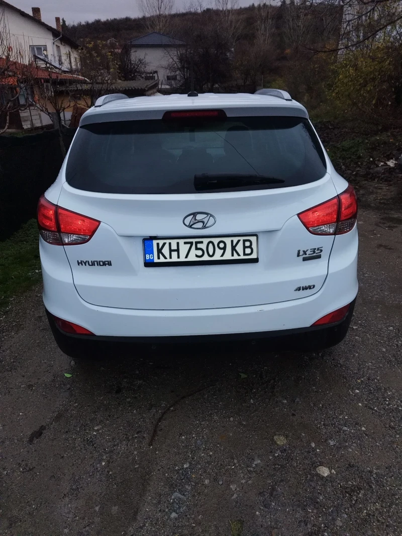 Hyundai IX35 2.0D, снимка 3 - Автомобили и джипове - 52509809