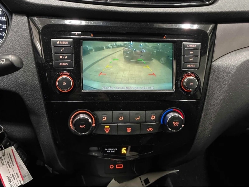 Nissan Rogue * AWD S CVT * CARFAX * БЕЗ ПЪРВОНАЧАЛНА ВНОСКА, снимка 8 - Автомобили и джипове - 52959791