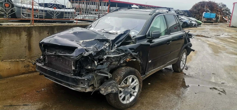 Volvo Xc90 2.4, снимка 2 - Автомобили и джипове - 53449438
