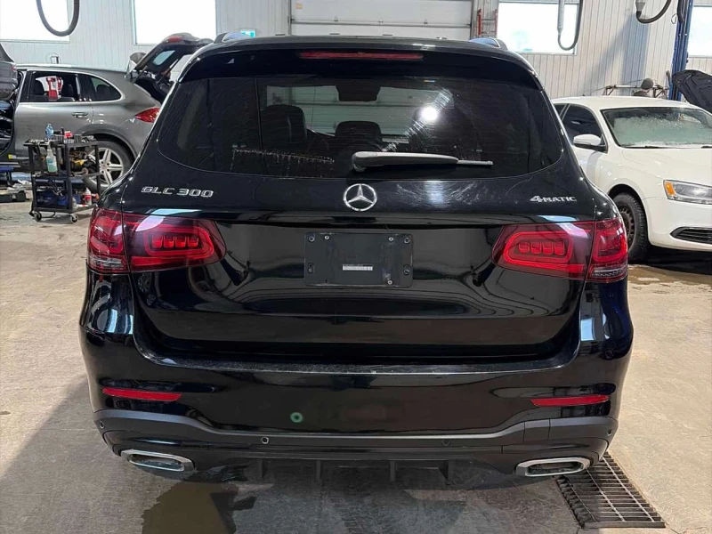 Mercedes-Benz GLC 300 * CARFAX * BURMESTER* ПОДГРЕВИ , снимка 5 - Автомобили и джипове - 53528217