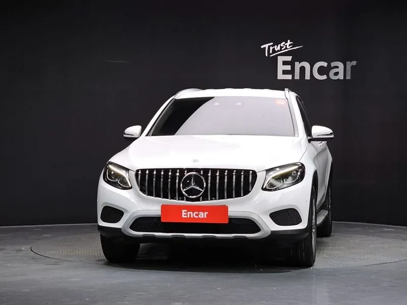 Mercedes-Benz GLC 350 E 4Matic, снимка 3 - Автомобили и джипове - 55799664