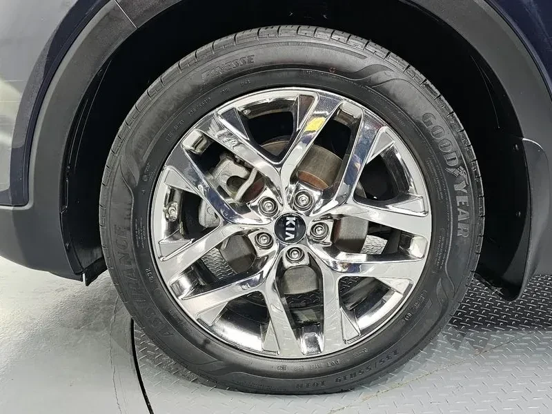 Kia Sorento 2.2 Master, снимка 5 - Автомобили и джипове - 56503948