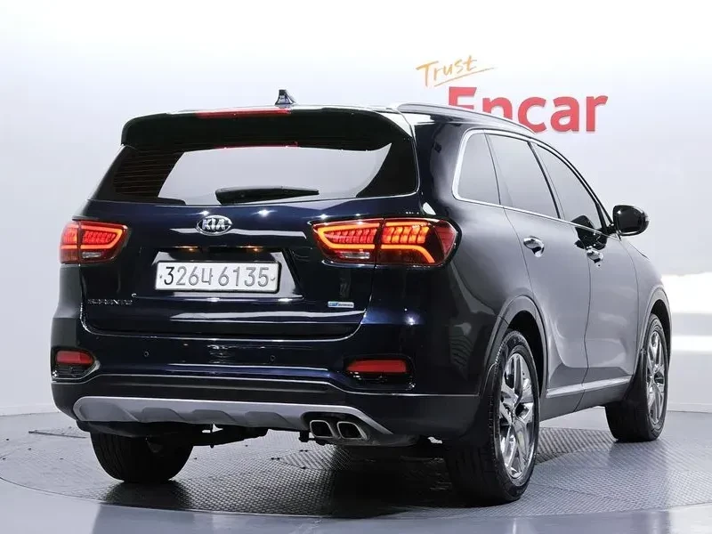 Kia Sorento 2.2 Master, снимка 4 - Автомобили и джипове - 56503948