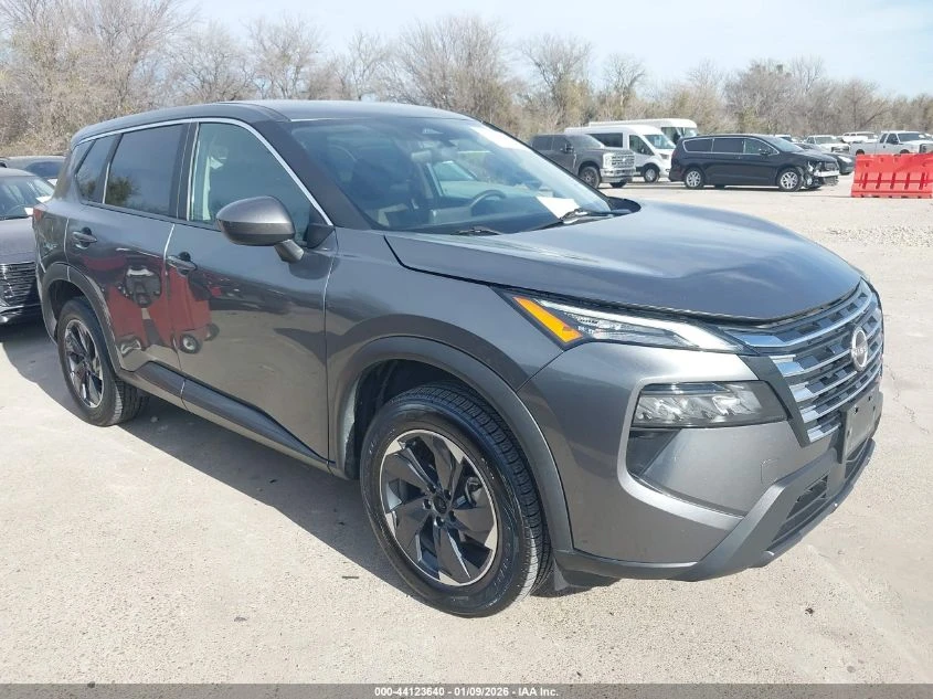 Nissan Rogue 1.5L I-3 DI, DOHC, VVT, TURBO, 201HP Front Wheel, снимка 1