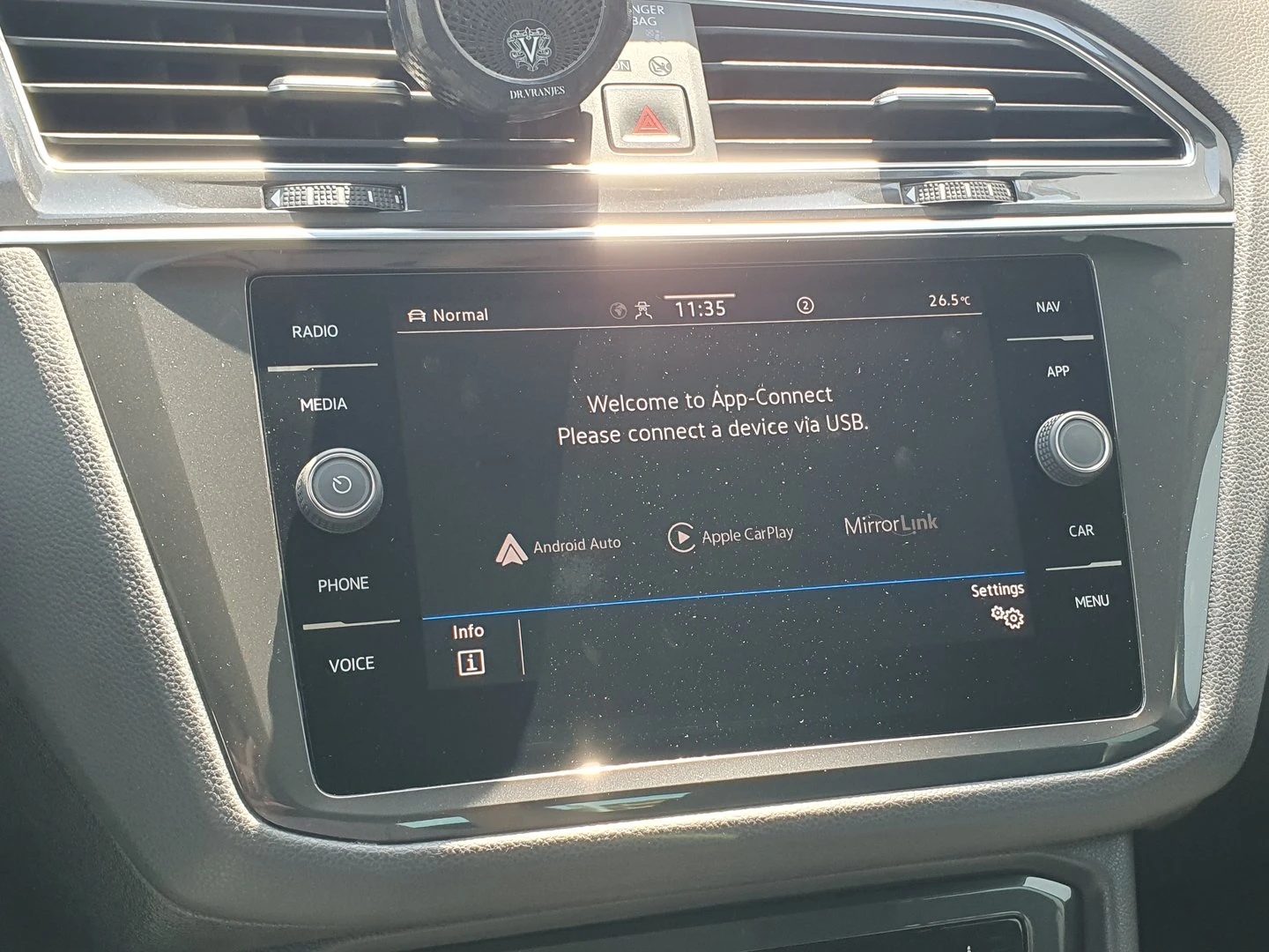 VW Tiguan Elegance 2.0 TSI OPF 4MOTION DSG - изображение 10