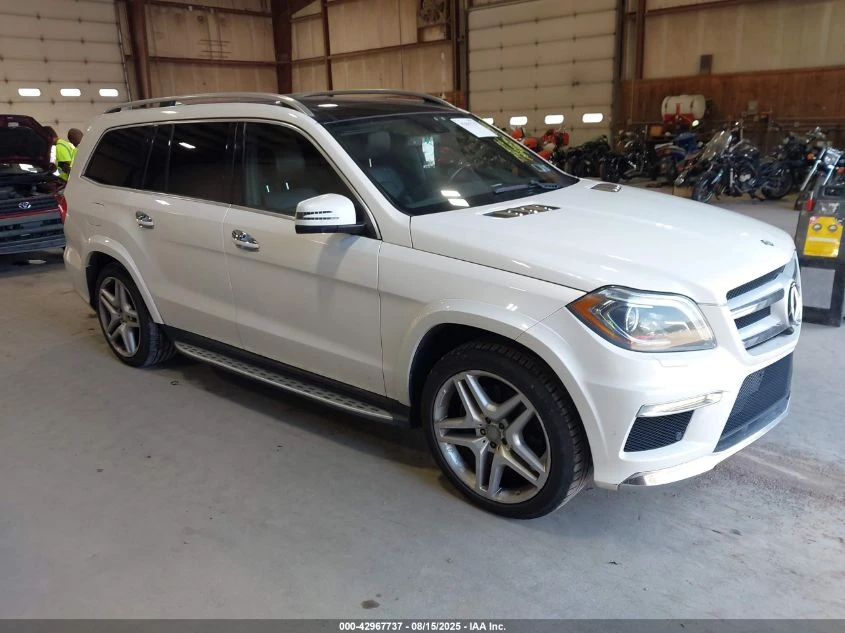 Mercedes-Benz GL 500 2014 MERCEDES-BENZ GL 550 4MATIC - изображение 2