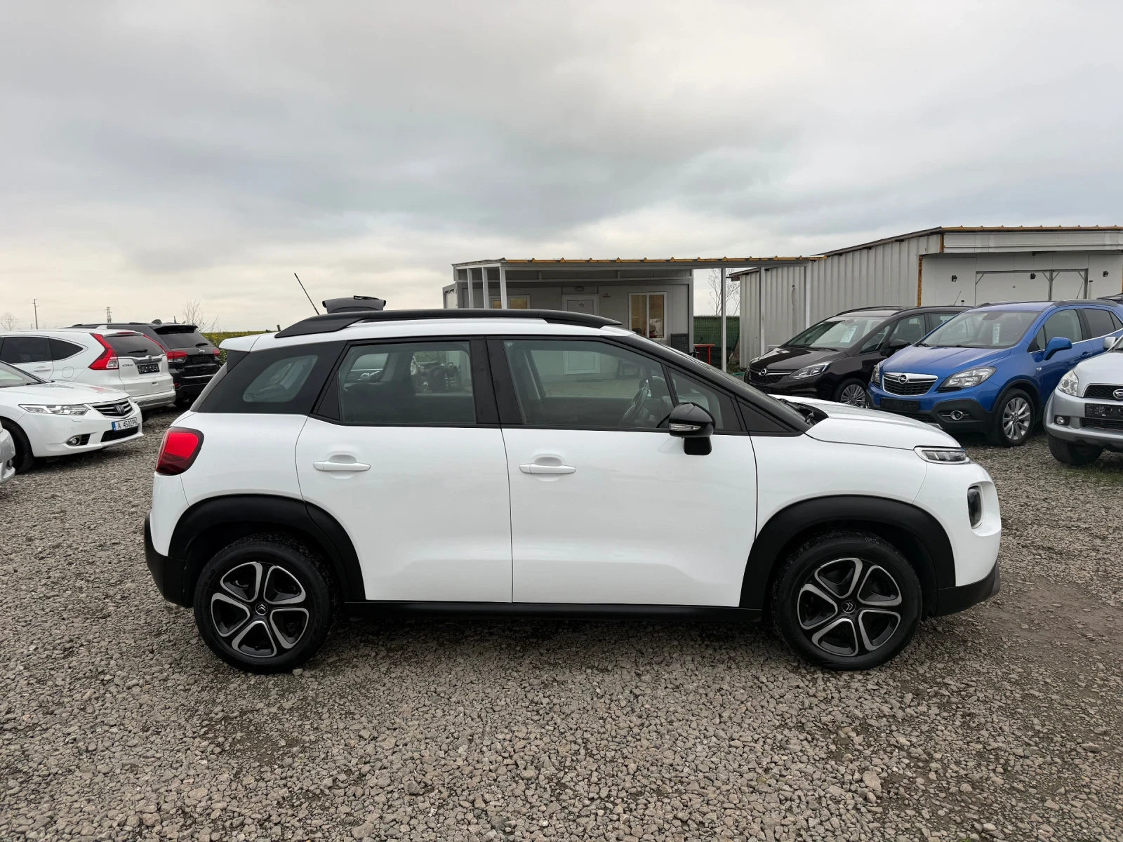 Citroen C3 Aircross 1.5 AVTOMATIC EAT6 EURO6, снимка 5 - Автомобили и джипове - 53523553