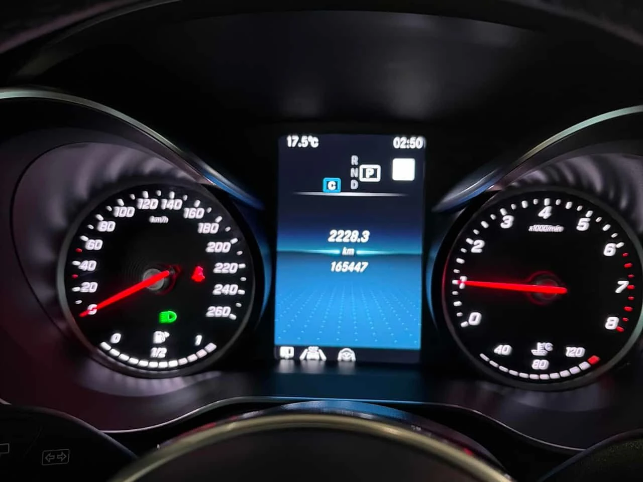 Mercedes-Benz GLC 300 * CARFAX * BURMESTER* ПОДГРЕВИ  - изображение 8