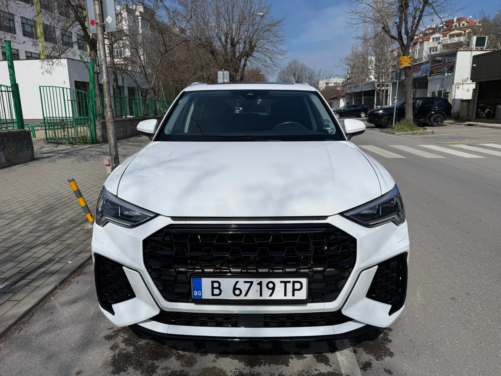Audi Q3 45 TFSI, снимка 2 - Автомобили и джипове - 54184814