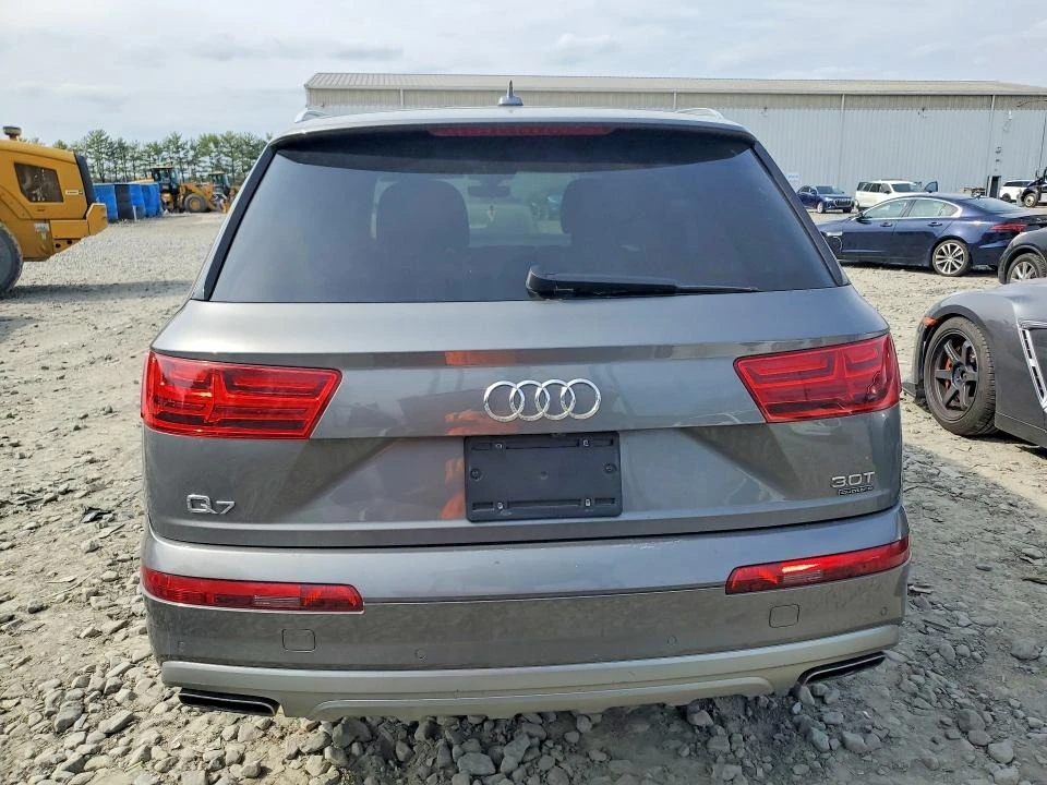 Audi Q7, снимка 6 - Автомобили и джипове - 54599633