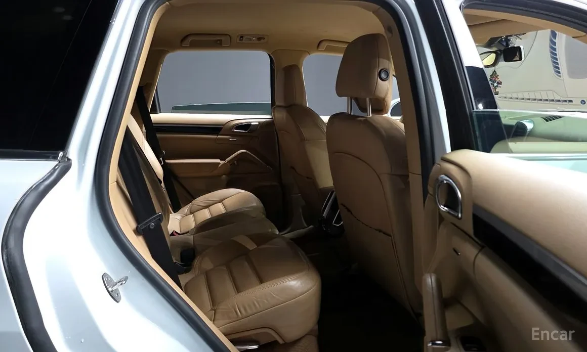Porsche Cayenne S* PLUG IN* ОБДУХ* КАМЕРА* 416КС+ , снимка 11 - Автомобили и джипове - 54611468