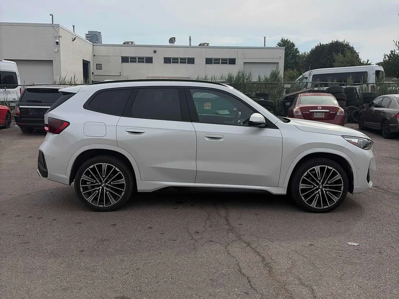 BMW X1 xDrive28i M Pkg HUD 360 CARFAX, снимка 3 - Автомобили и джипове - 55579342