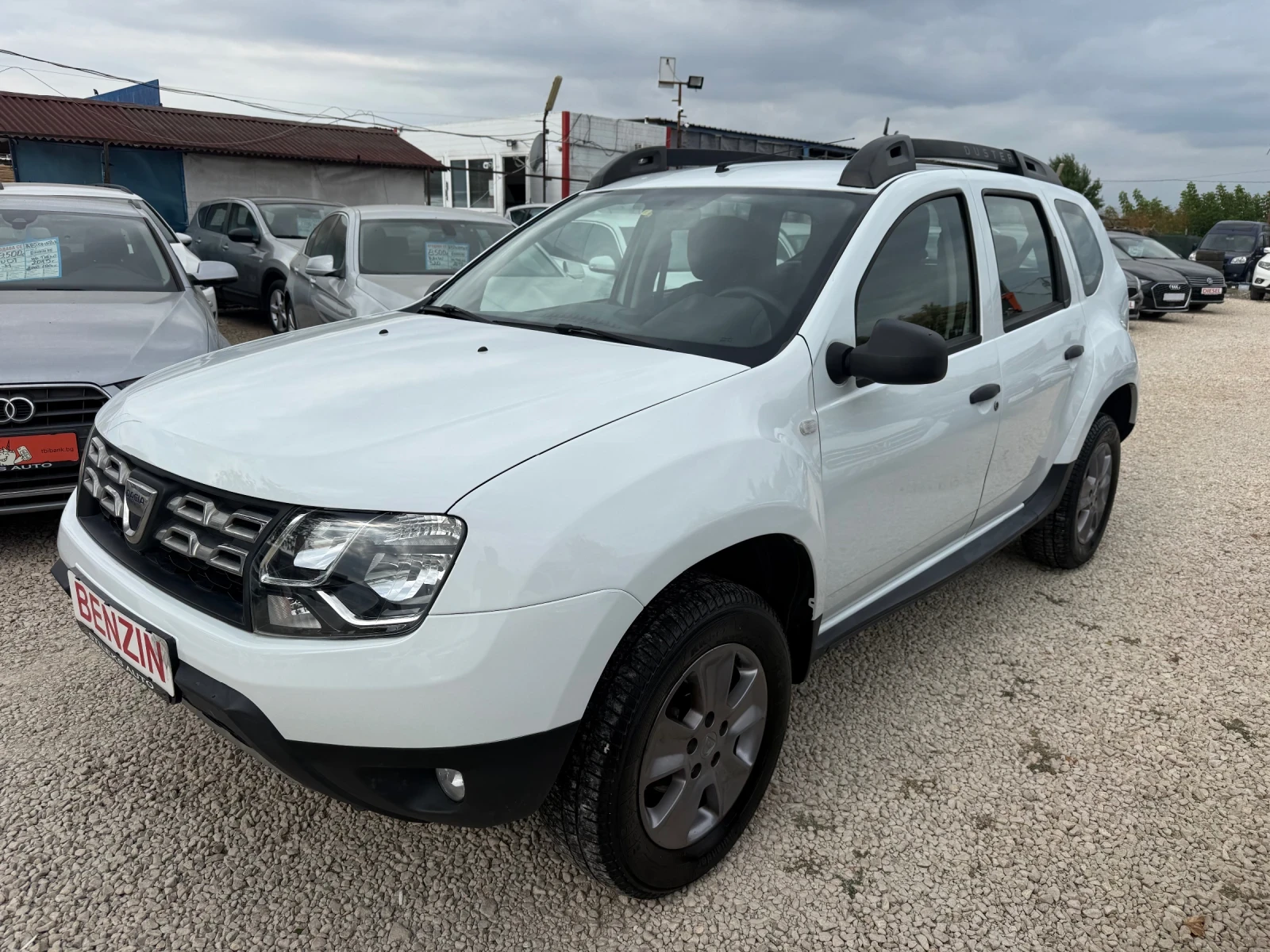 Dacia Duster Газ/Бензин, снимка 2 - Автомобили и джипове - 55652394