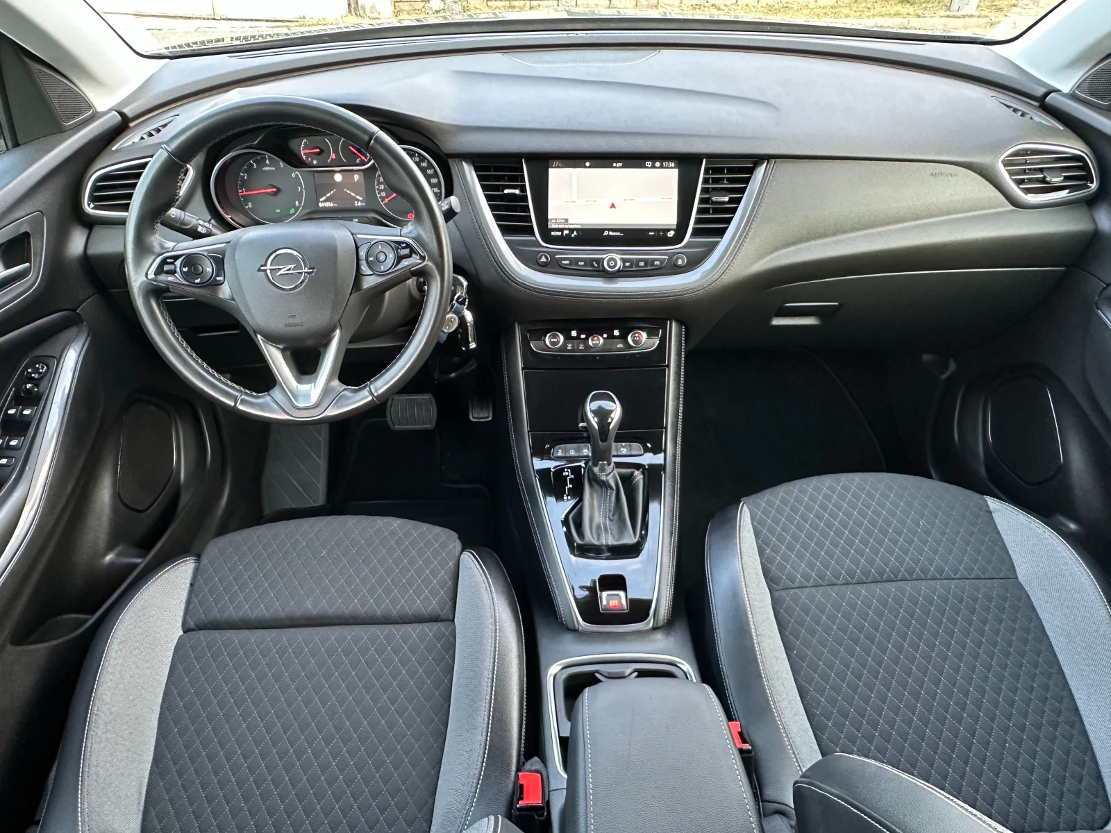 Opel Grandland X 1.5D-LED-44000km-AUTOMAT-NAVI-PDC-CAMERA-BUSINESS, снимка 9 - Автомобили и джипове - 55658850
