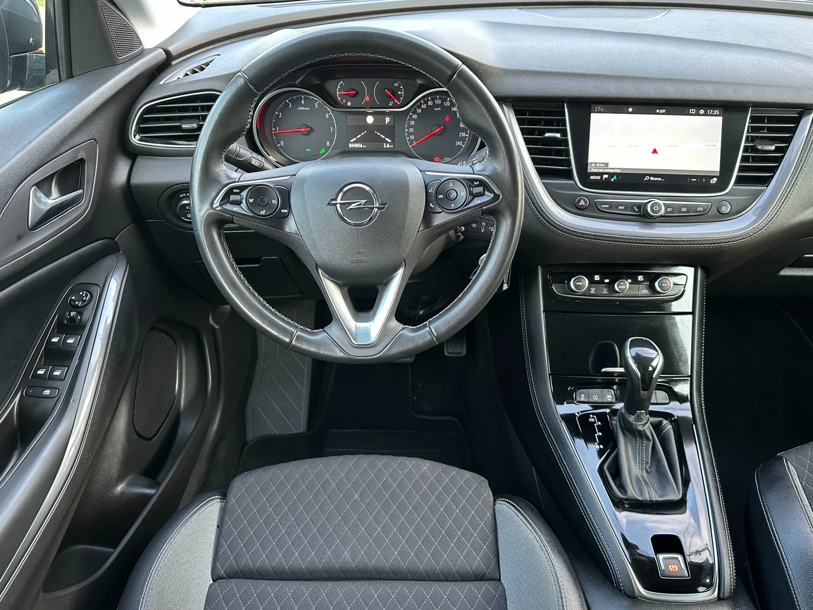 Opel Grandland X 1.5D-LED-44000km-AUTOMAT-NAVI-PDC-CAMERA-BUSINESS, снимка 7 - Автомобили и джипове - 55658850