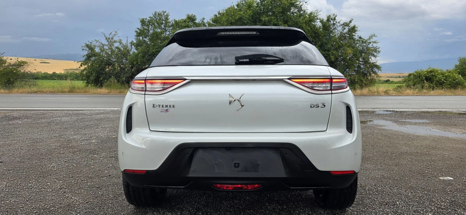 DS DS 3 Crossback 50 KWh-Grand Chic-136hp-Full Extra, снимка 4 - Автомобили и джипове - 56233194