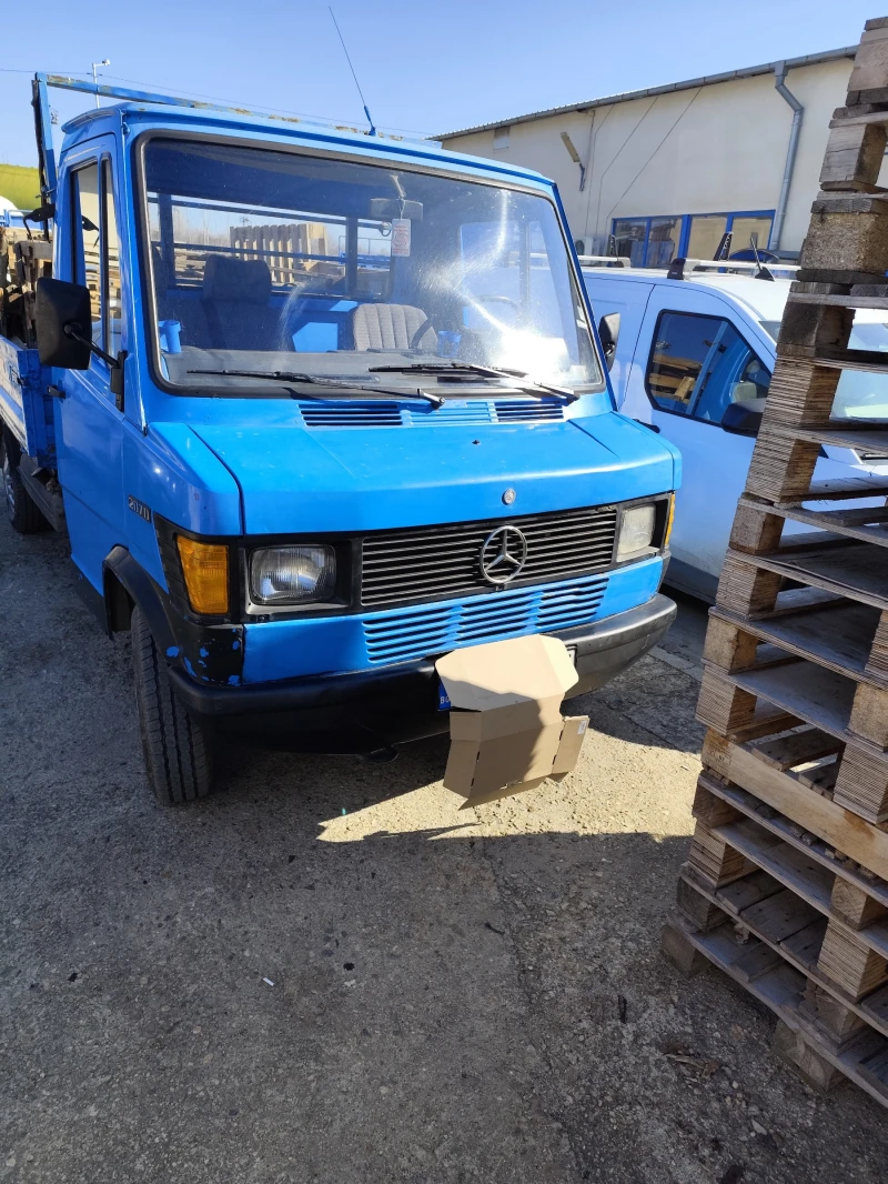 Mercedes-Benz 207 T1, снимка 1 - Бусове и автобуси - 49114217