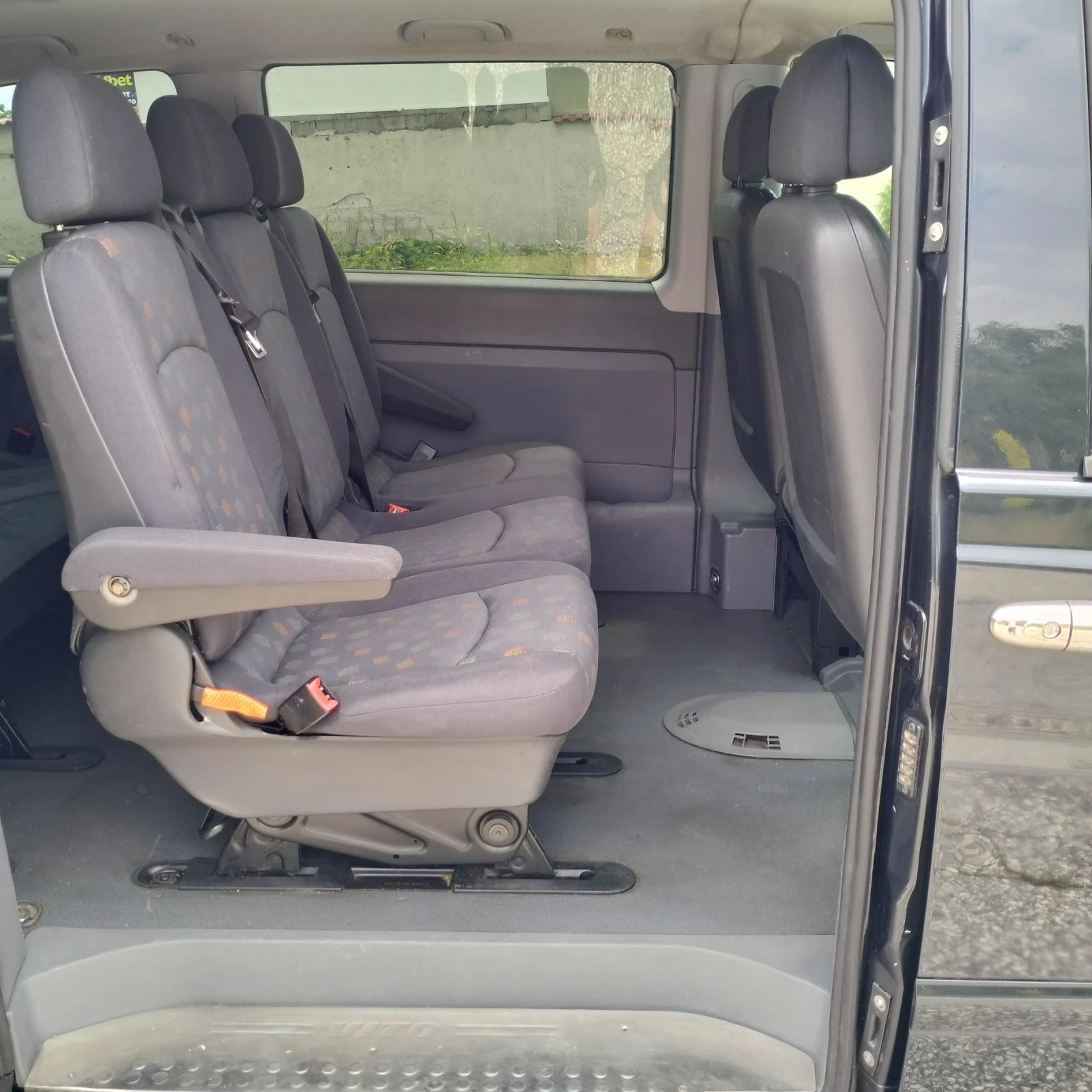 Mercedes-Benz Vito 111CDI 8 места автоматик мл., снимка 8 - Бусове и автобуси - 54807846