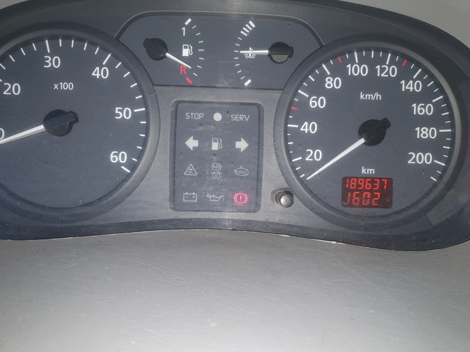 Nissan Primastar, снимка 11 - Бусове и автобуси - 56692228