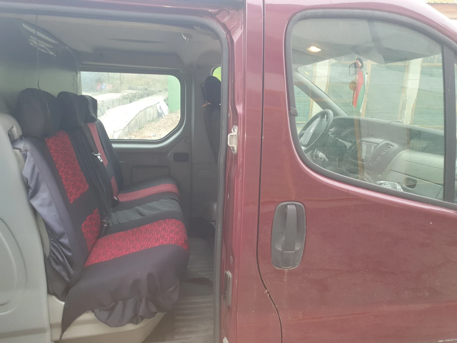 Nissan Primastar, снимка 2 - Бусове и автобуси - 56692228