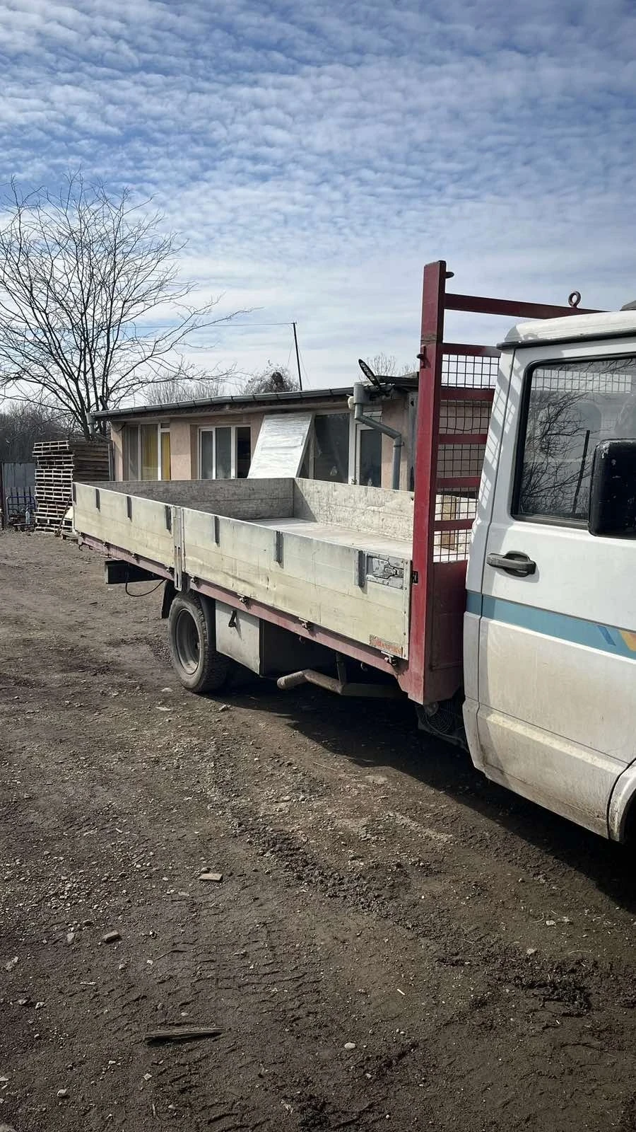 Iveco Daily Бордово , снимка 5 - Камиони - 53951521