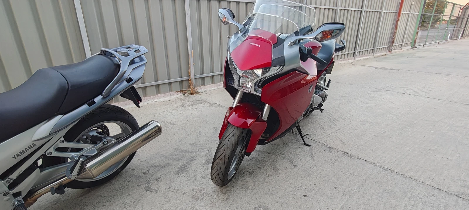 Honda Vfr 1200 DCT , ABS , TC, снимка 2 - Мотоциклети и мототехника - 56145377