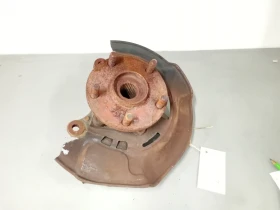 Шенкел главина ляв Тойота Рав4 2.2д кат ч