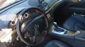Mercedes-Benz E 320 4Matic, снимка 13