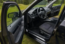 Mercedes-Benz 124, снимка 12