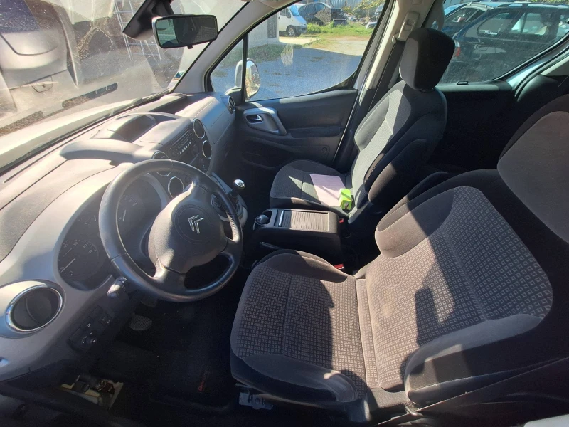 Citroen Berlingo 1.6hdi 8v 92hp, снимка 4 - Автомобили и джипове - 45171754