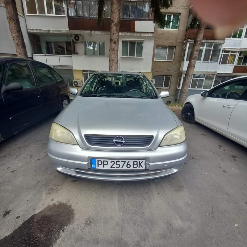 Opel Astra, снимка 1 - Автомобили и джипове - 47498178