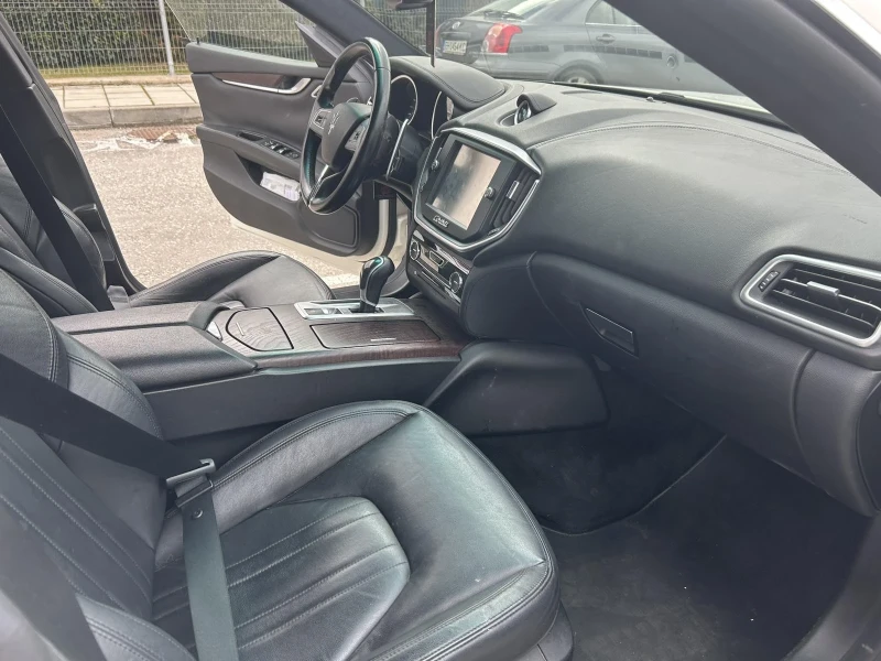 Maserati Ghibli S Q4, снимка 11 - Автомобили и джипове - 51117191