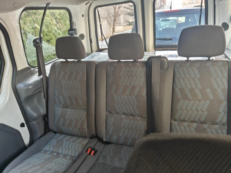 Ford Connect Tourneo, снимка 4 - Автомобили и джипове - 48602800