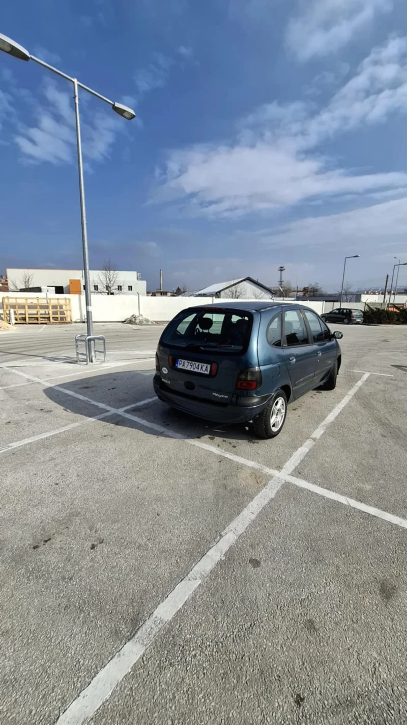 Renault Scenic, снимка 5 - Автомобили и джипове - 48869133