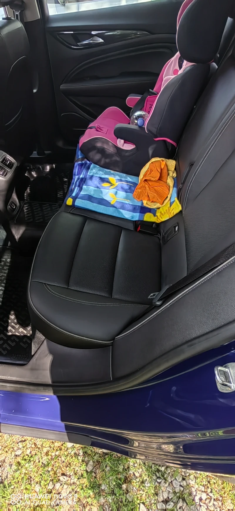 Opel Insignia, снимка 10 - Автомобили и джипове - 52214118