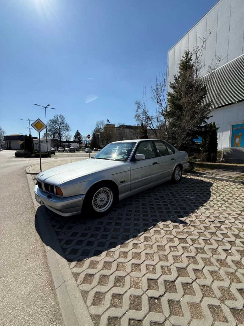 BMW 520 ВМW, снимка 2 - Автомобили и джипове - 49558457