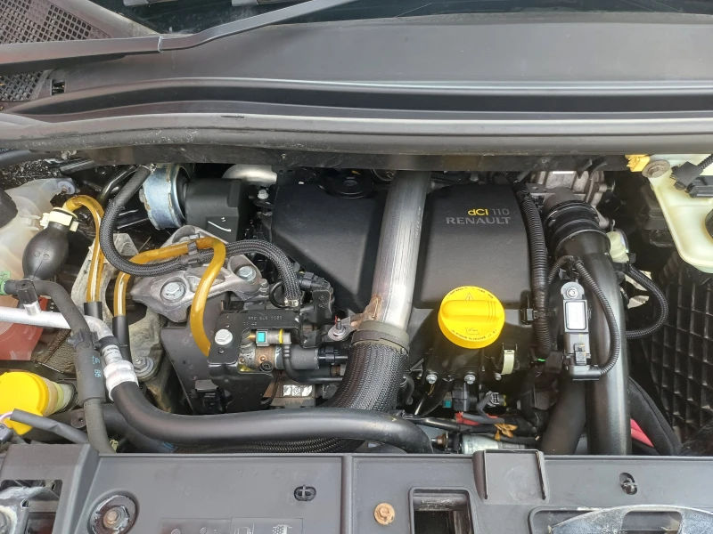 Renault Grand scenic 1.5TDCI , NAVI, 7m, снимка 17 - Автомобили и джипове - 51324767