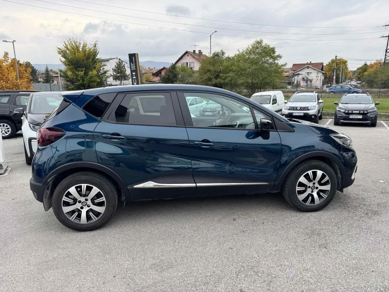 Renault Captur 0.9TCe  90k.c., снимка 7 - Автомобили и джипове - 52089992