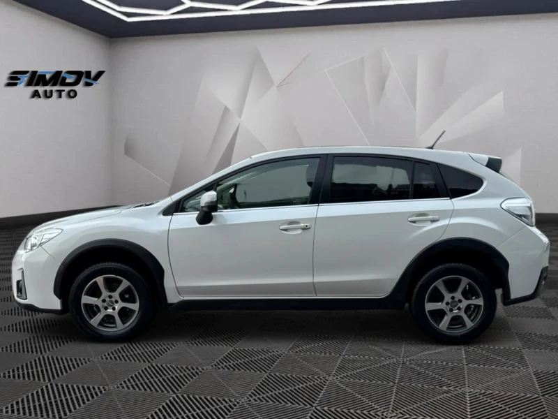 Subaru XV 2.0i 150KС. 4Х4 FACELIFT АВТОМАТИК НАВИГАЦИЯ КАМЕР, снимка 6 - Автомобили и джипове - 53394226