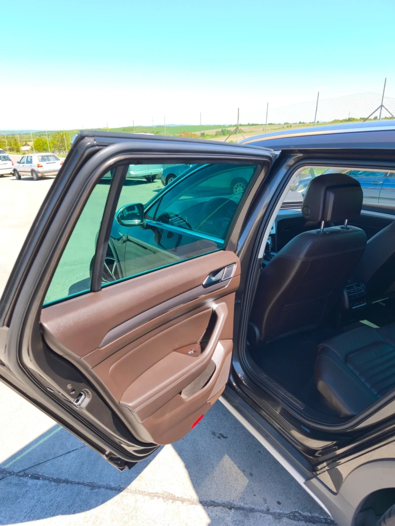 VW Passat 2.0 TDI, 190 к.с., снимка 11 - Автомобили и джипове - 53448259