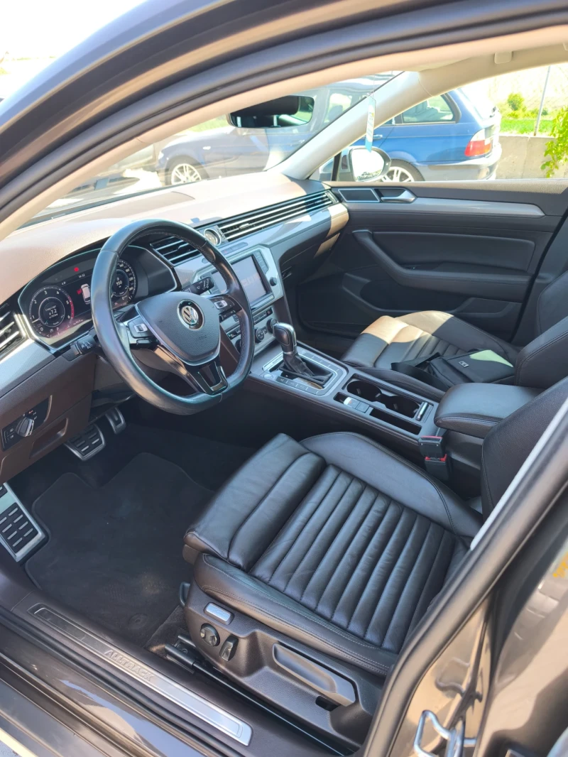 VW Passat 2.0 TDI, 190 к.с., снимка 9 - Автомобили и джипове - 53448259