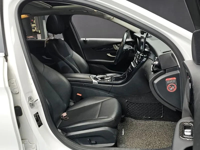 Mercedes-Benz C 200  - изображение 10