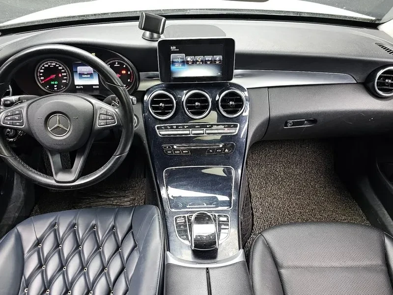 Mercedes-Benz C 200  - изображение 7