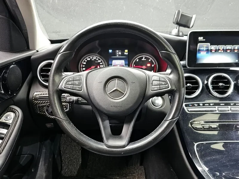 Mercedes-Benz C 200, снимка 13 - Автомобили и джипове - 53437388