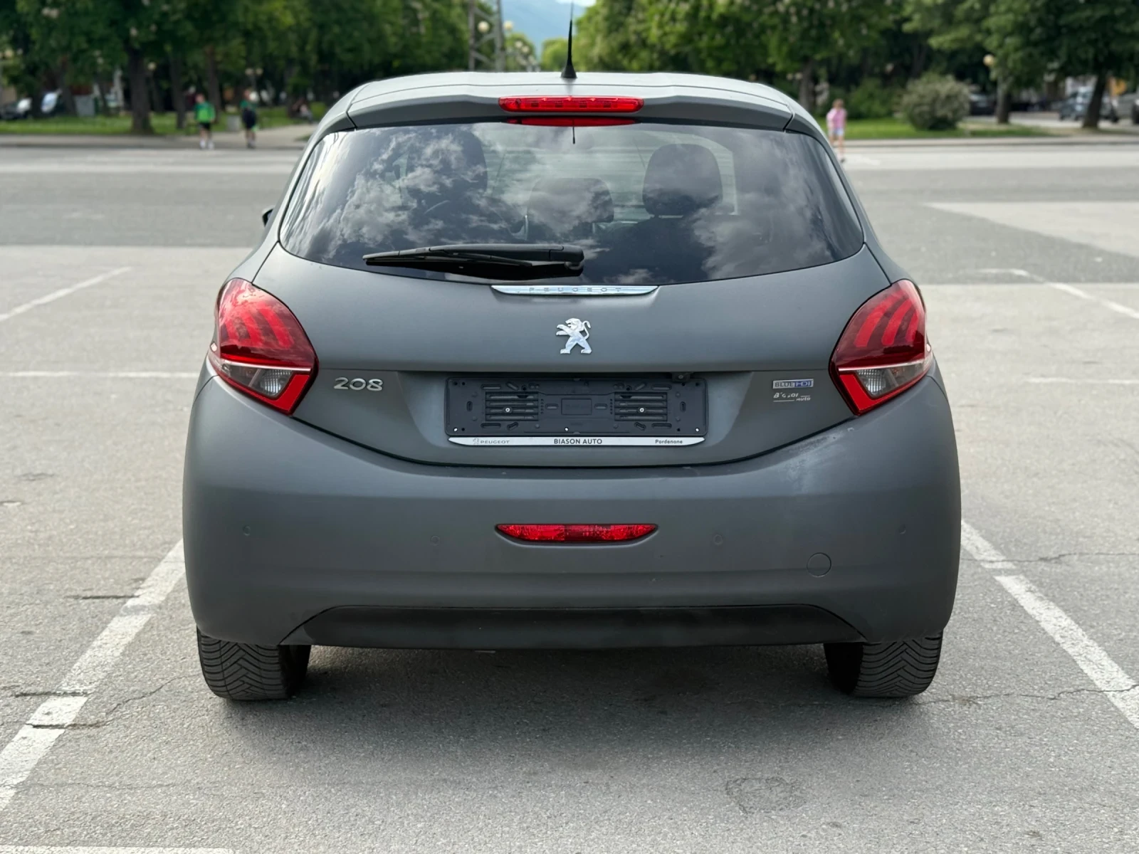 Peugeot 208 1.6HDI-100kc - изображение 5