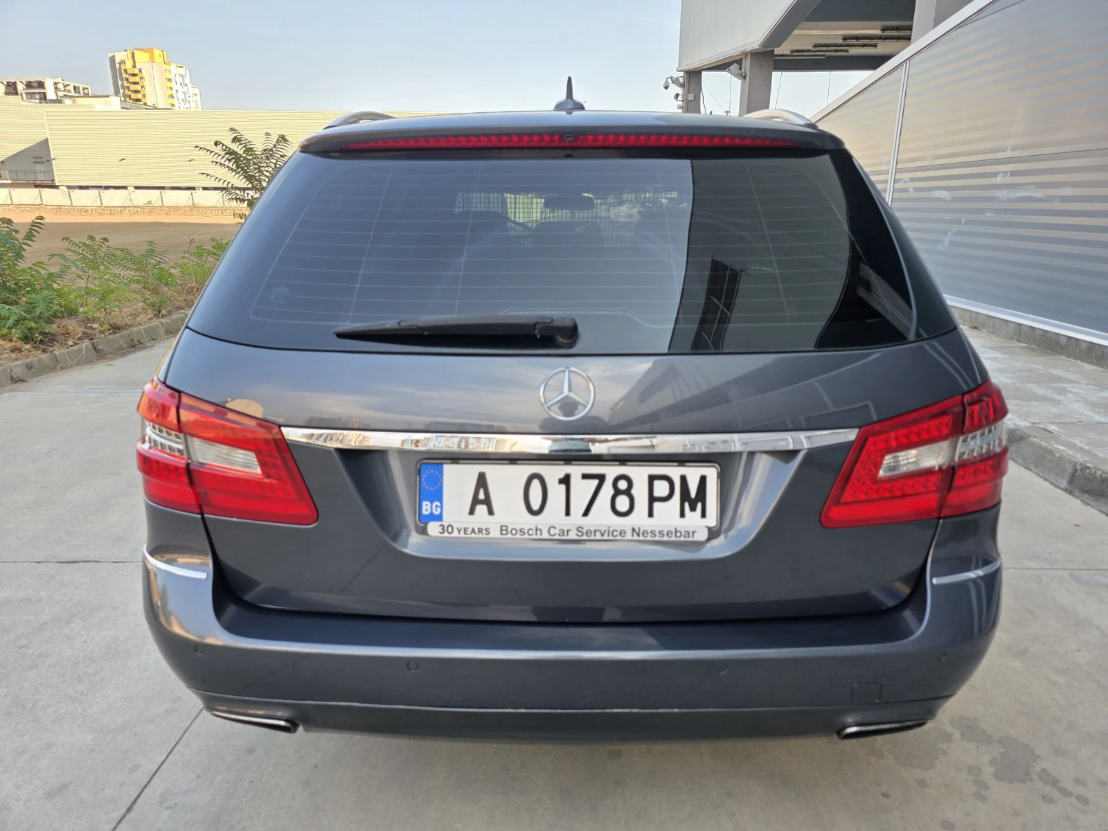Mercedes-Benz E 220 CDI - изображение 4