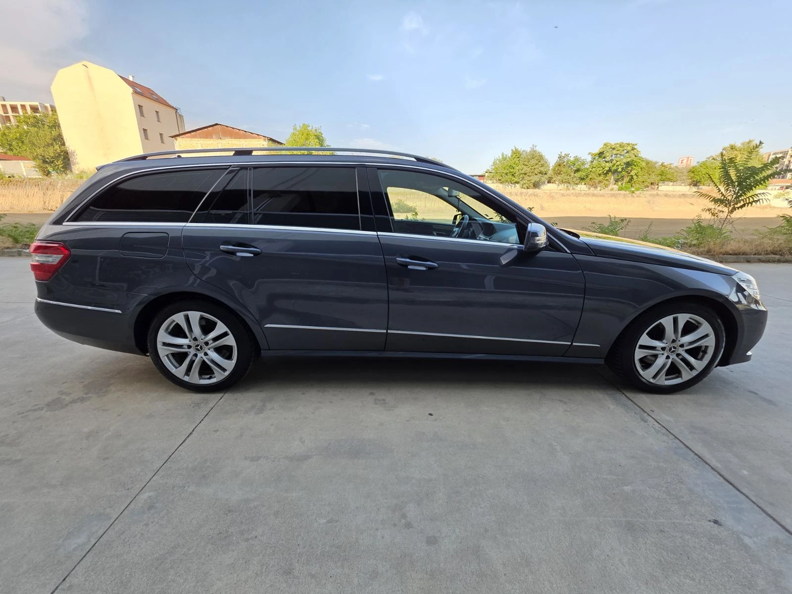 Mercedes-Benz E 220 CDI - изображение 6